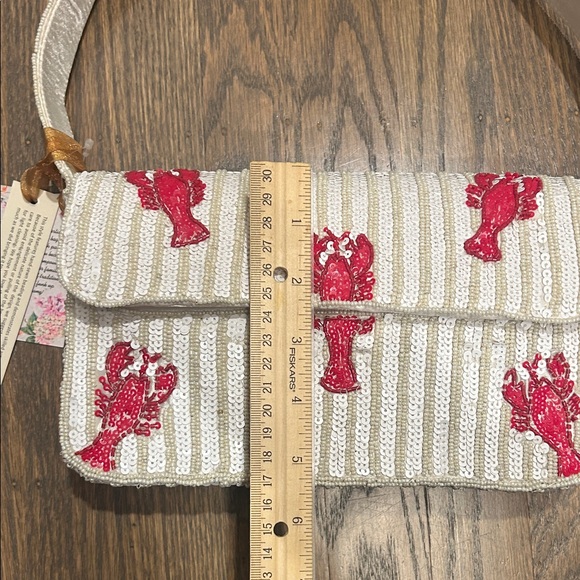 Lobster Beaded Bag — beige and white Viral TikTok - Picture 7 of 7